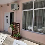 бутикови студиа брита Kranevo