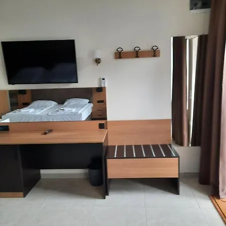 Apartment бутикови студиа брита