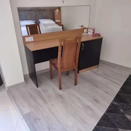 бутикови студиа брита * Kranevo