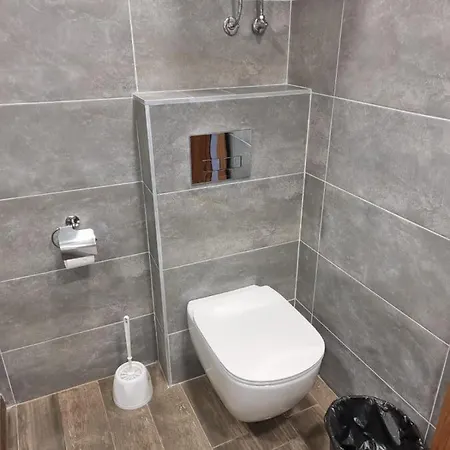 бутикови студиа брита * クラネヴォ