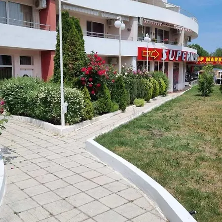 бутикови студиа брита * קרנבו